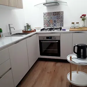 Appartamento A Casa Di Giovi - Well Connected To The Airport&family Friendly, Palermo