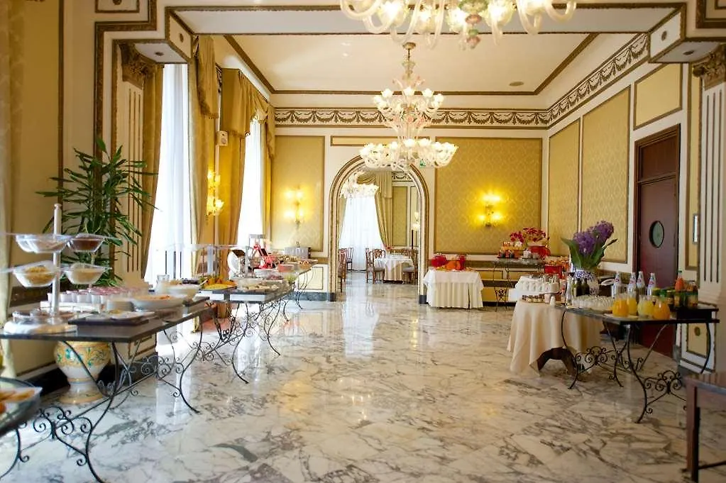 **** Hotel Excelsior Palace Palermo Italien